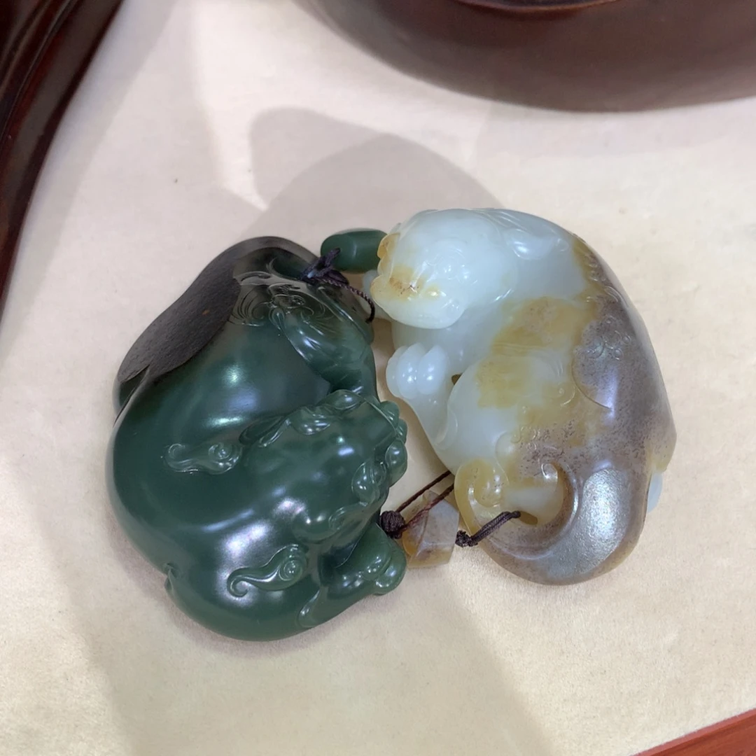 未镶嵌和田玉摆件