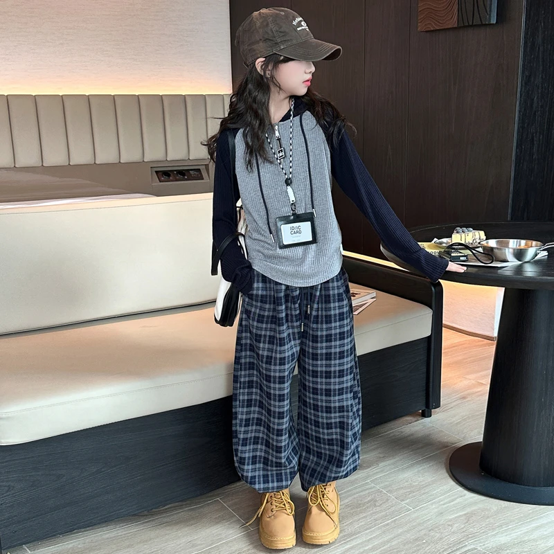 女童套装春秋装2025新款中大童拼色针织毛衫格子阔腿裤两件套潮酷