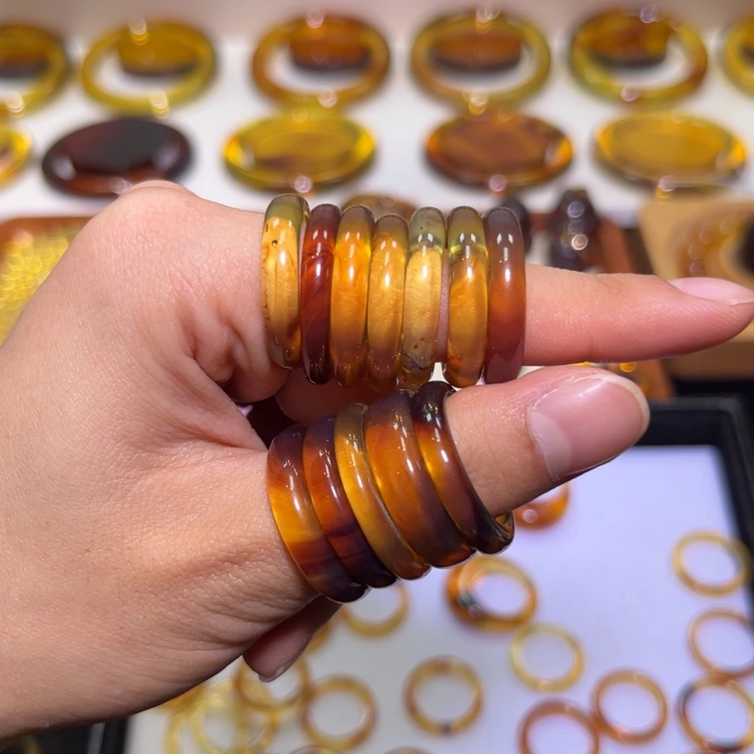 琥珀未镶嵌手镯N****s戒指（拍10送2）6号