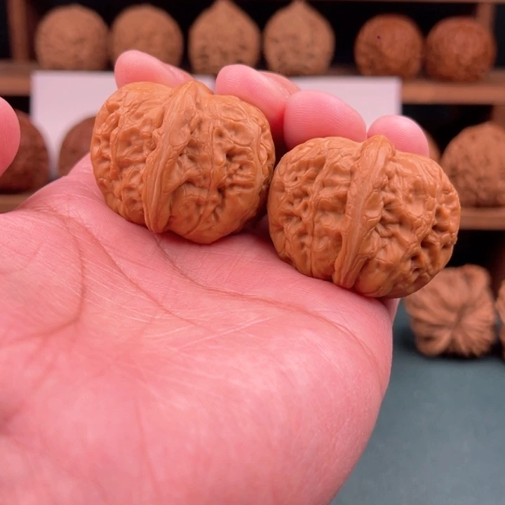 文玩核桃把件活*文玩核桃平谷四座楼