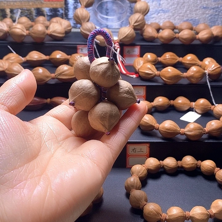 橄榄核手串蜜桃臀葡萄串22×24