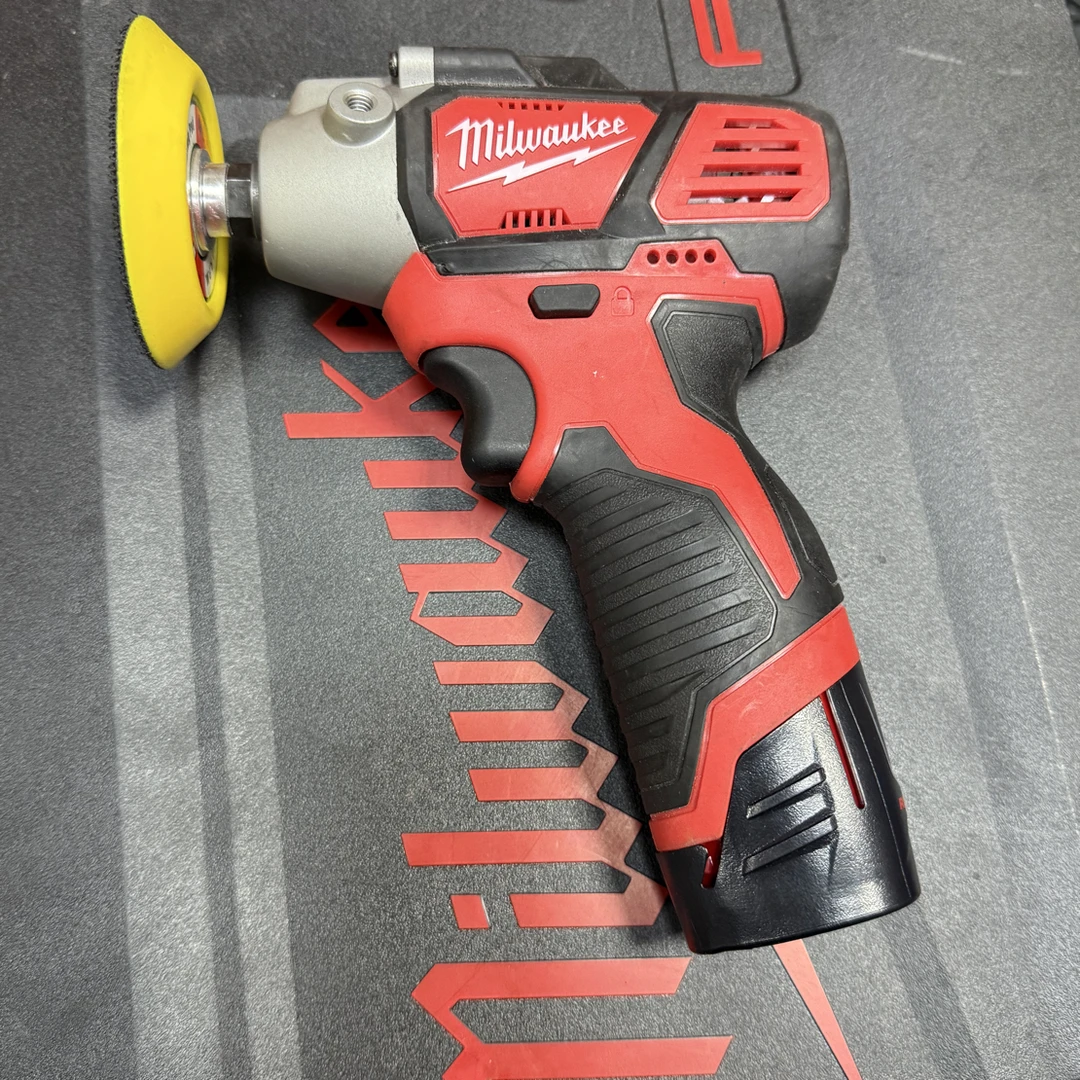 8成新  米沃奇m12抛光机打磨机12付打磨机电钻