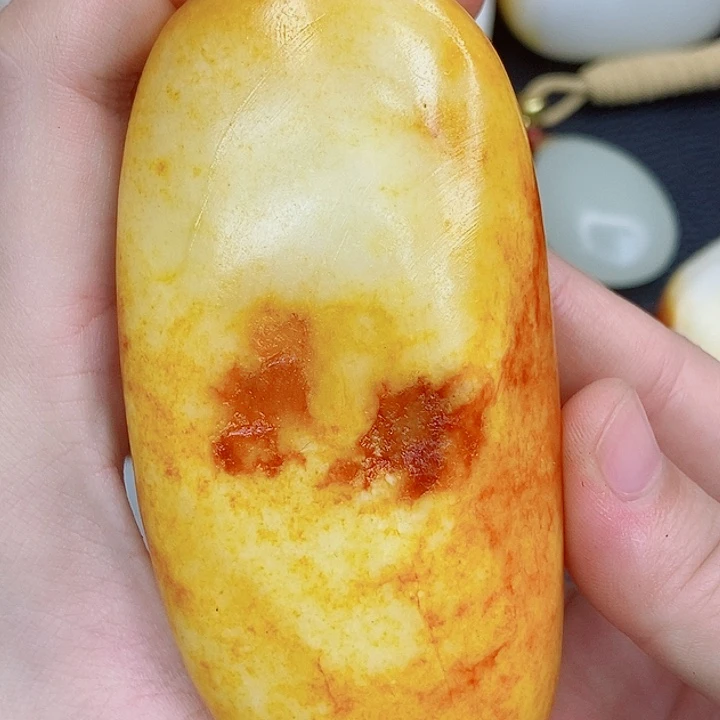 和田玉未镶嵌珠宝半成品