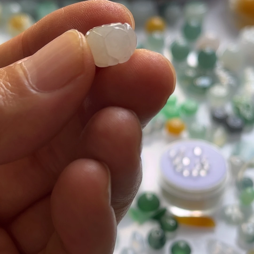 未镶嵌定制翡翠莲花