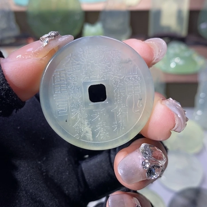 岫玉吊坠未镶嵌吊坠