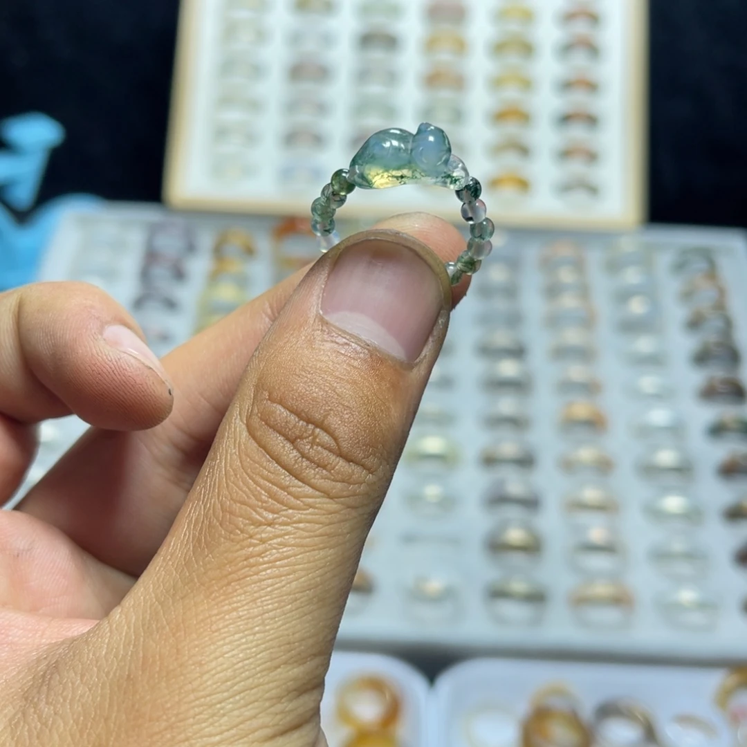 玛瑙/玉髓戒指未镶嵌Z****@