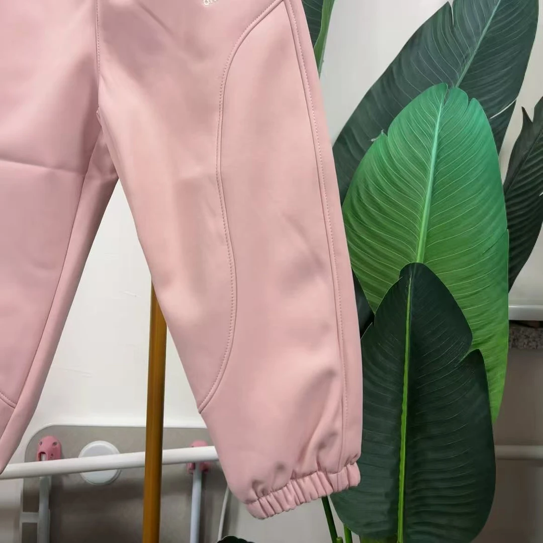 大庆仓 刺绣标ON三色防风裤库位P5-18