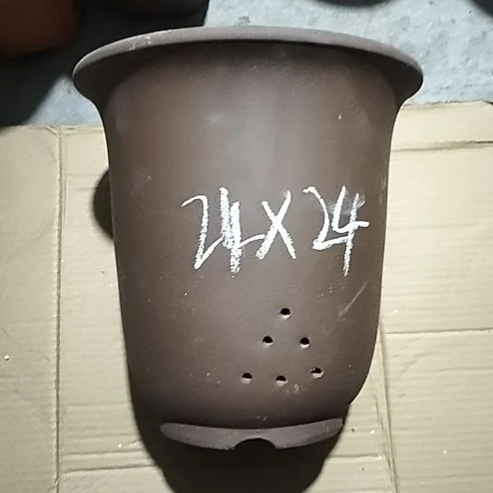 紫砂特大金钟一个