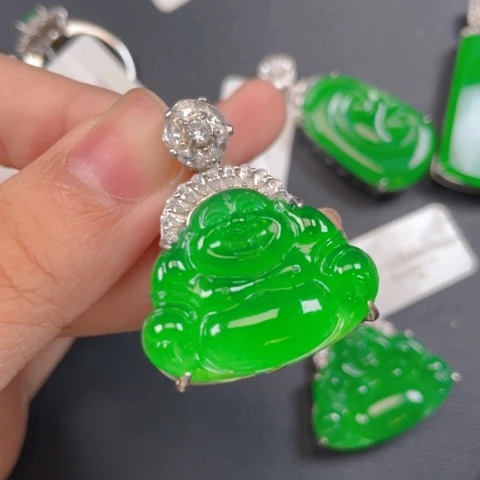 【闪购商品】颈饰银S925镶嵌翡翠翡翠