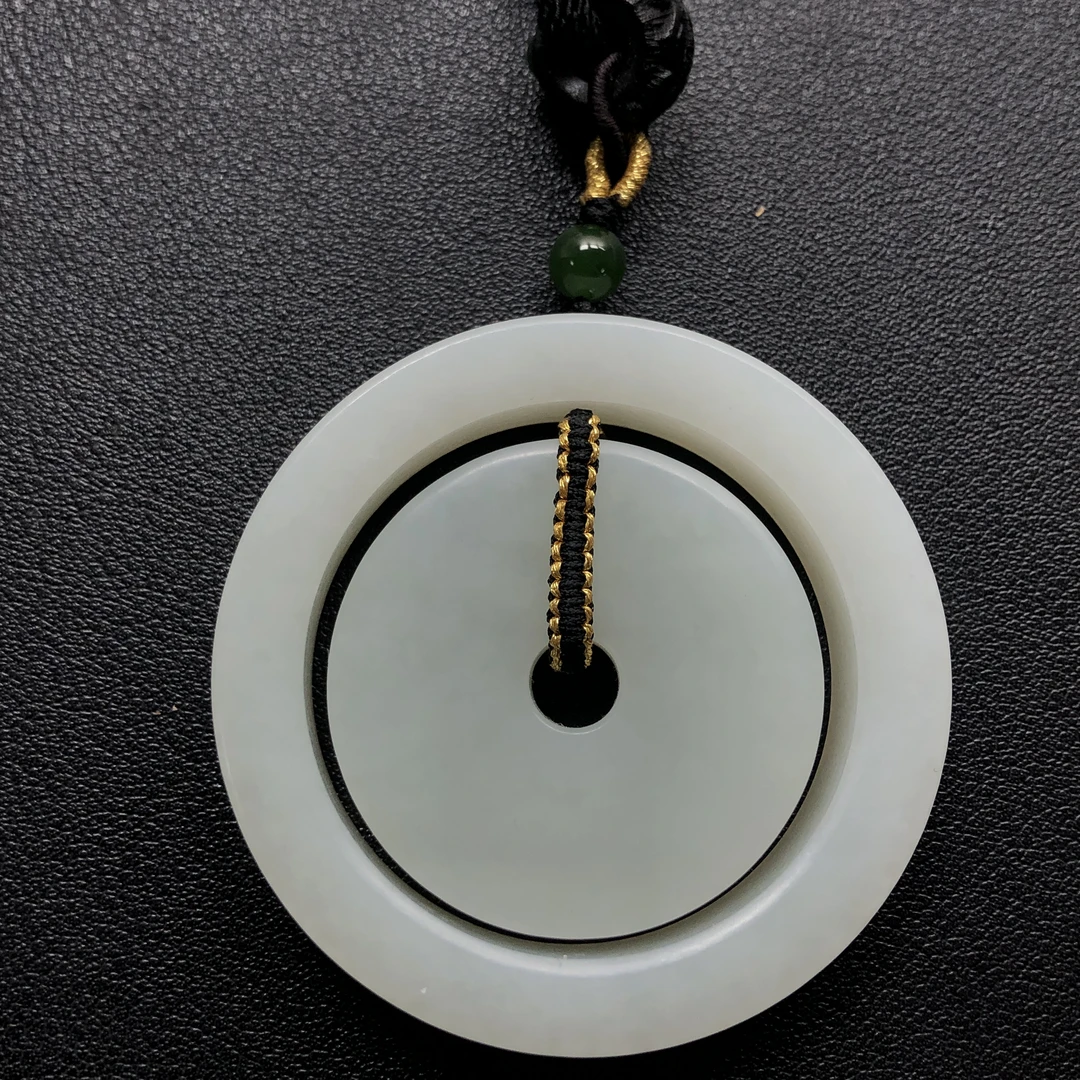 4和田白玉子母平安扣/202296保利厦门拍卖