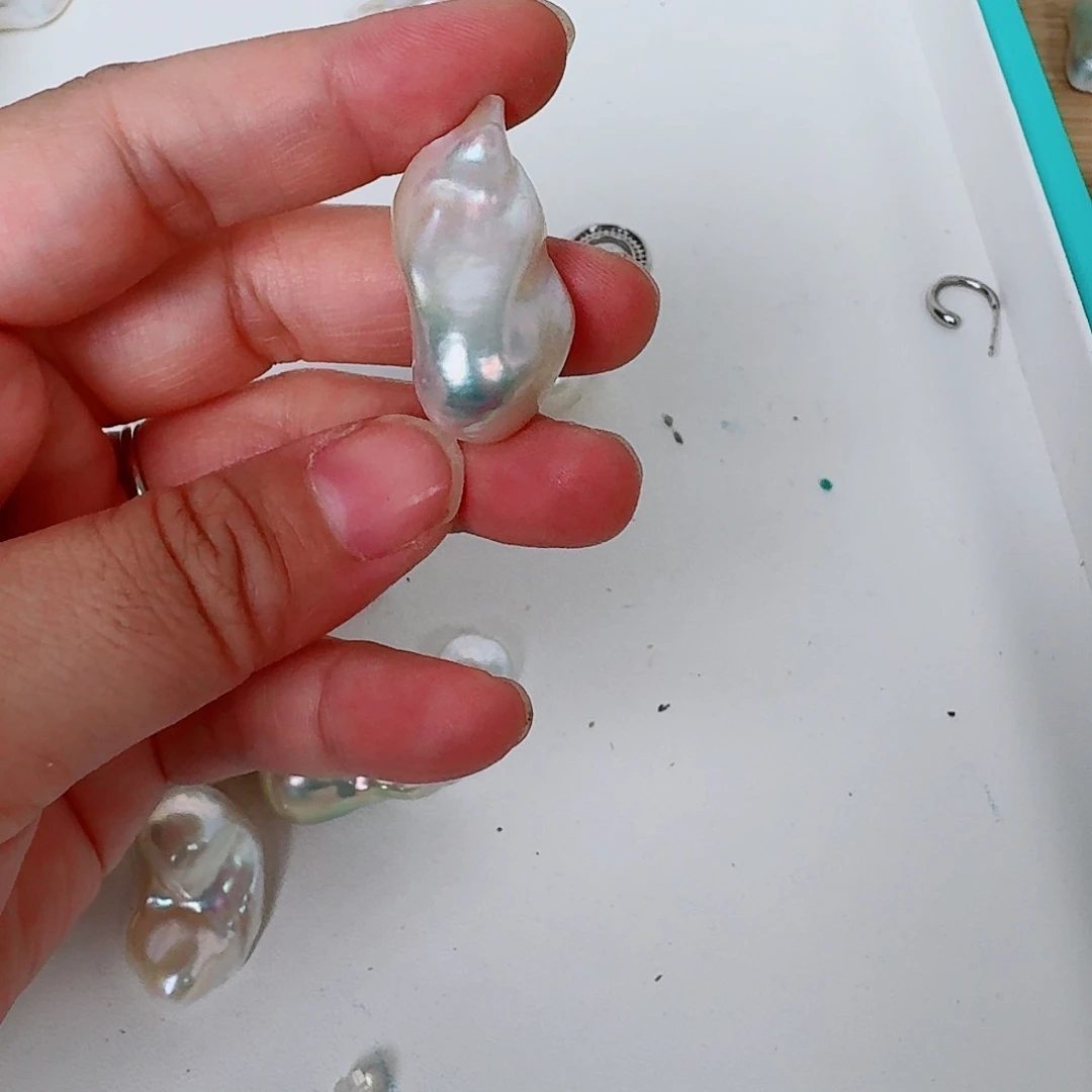 安***可合金淡水珍珠颈饰