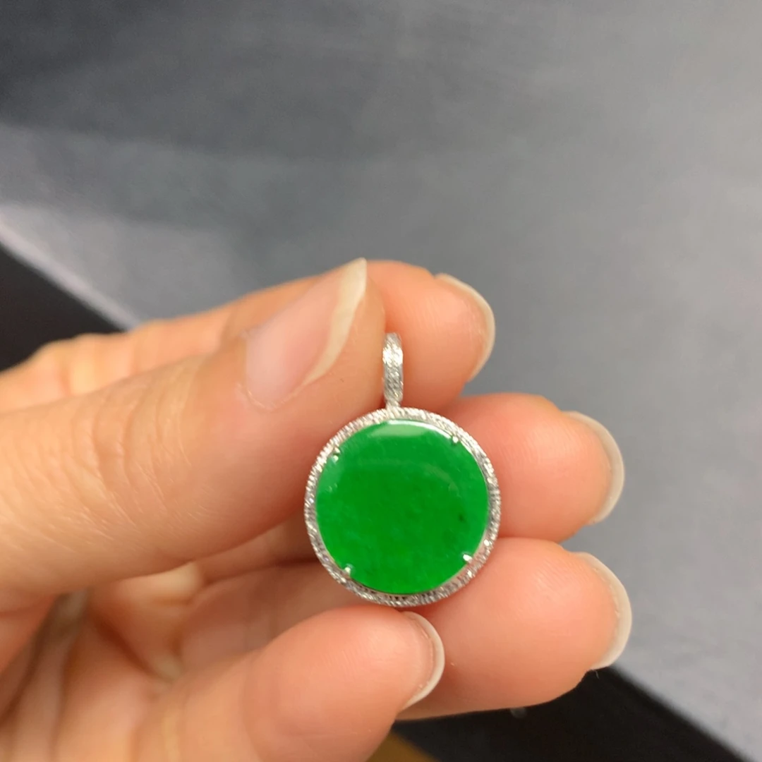 翡翠18K金镶嵌吊坠(不含链)