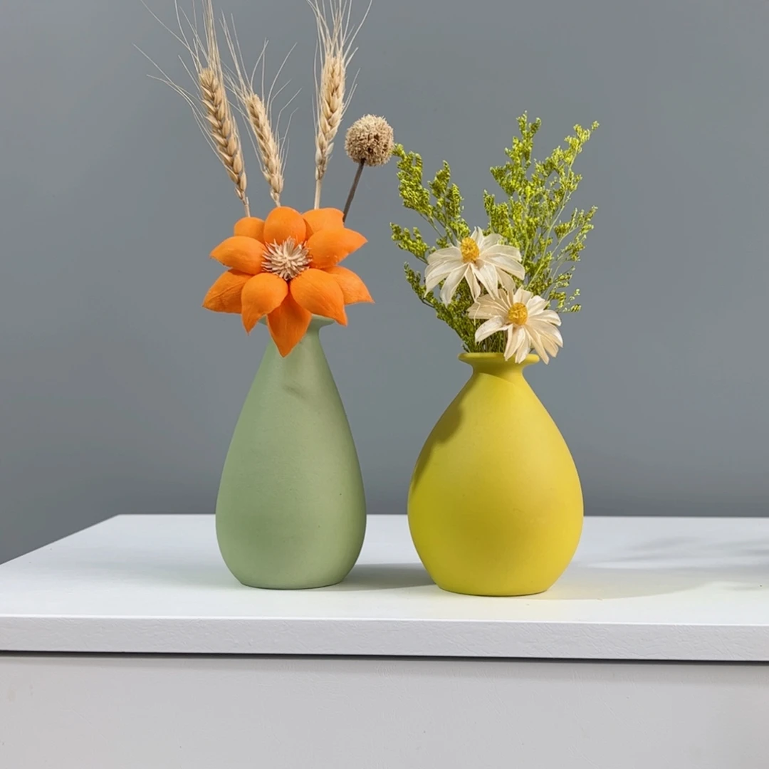 摆件陶瓷小花瓶摆件含花总高约20-30cm