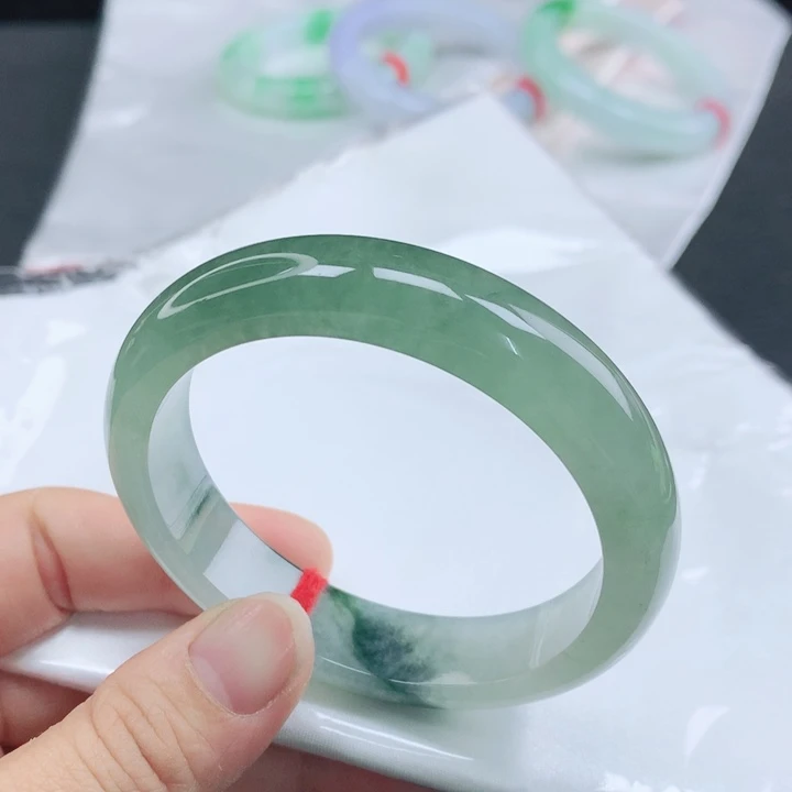 翡翠未镶嵌手镯54+冰绿翡翠手镯