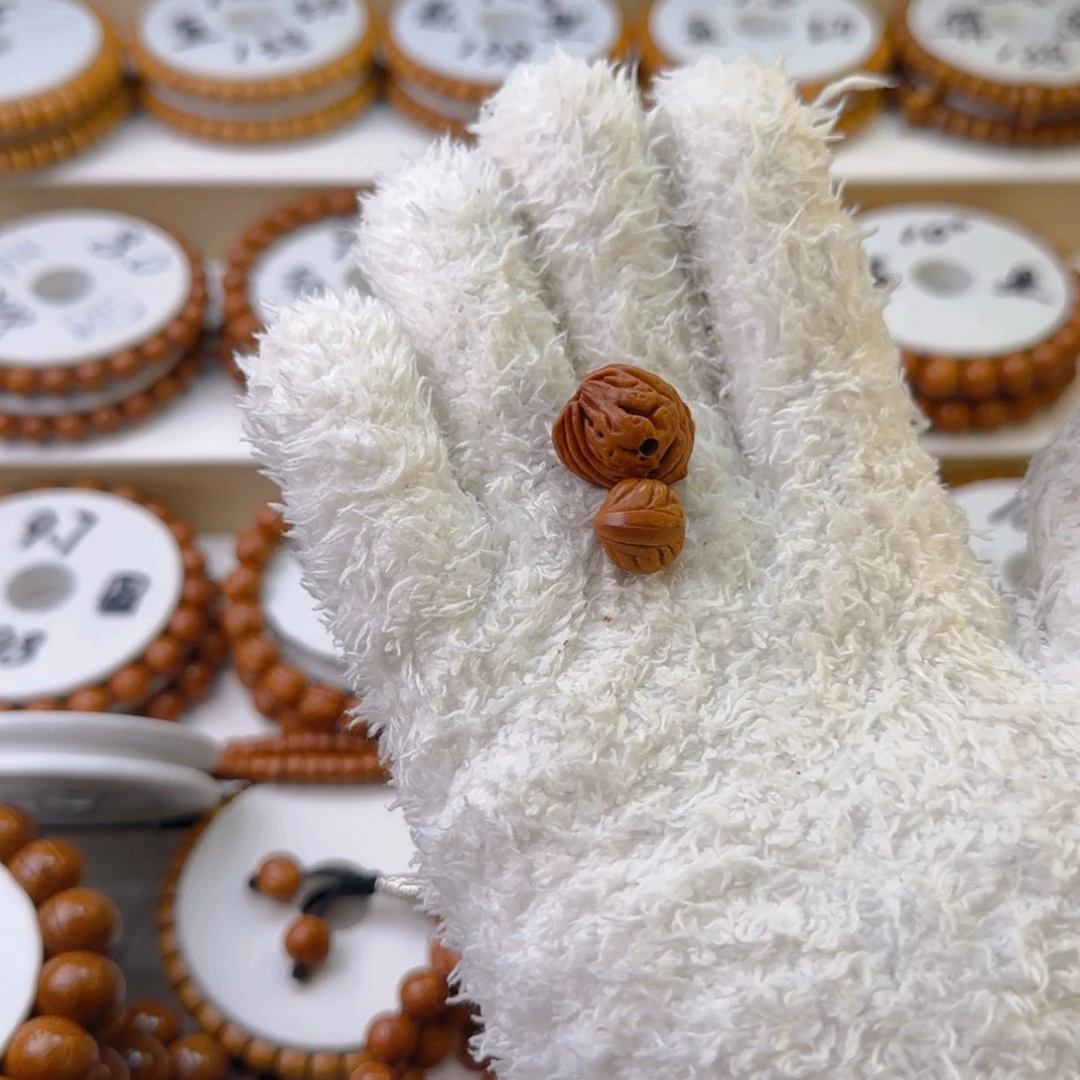 桃核手串挂***档龙纹桃核三通