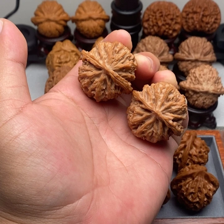 文玩核桃吊坠38全品苹果园