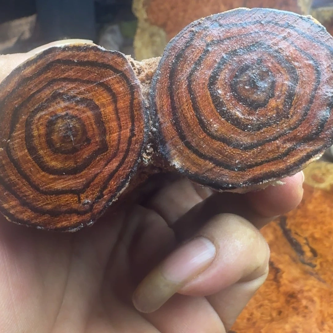 K***8定制2.0手串一经开料不退不换