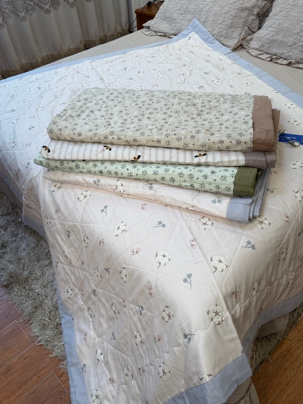 柔软亲肤双层纱棉花夏被