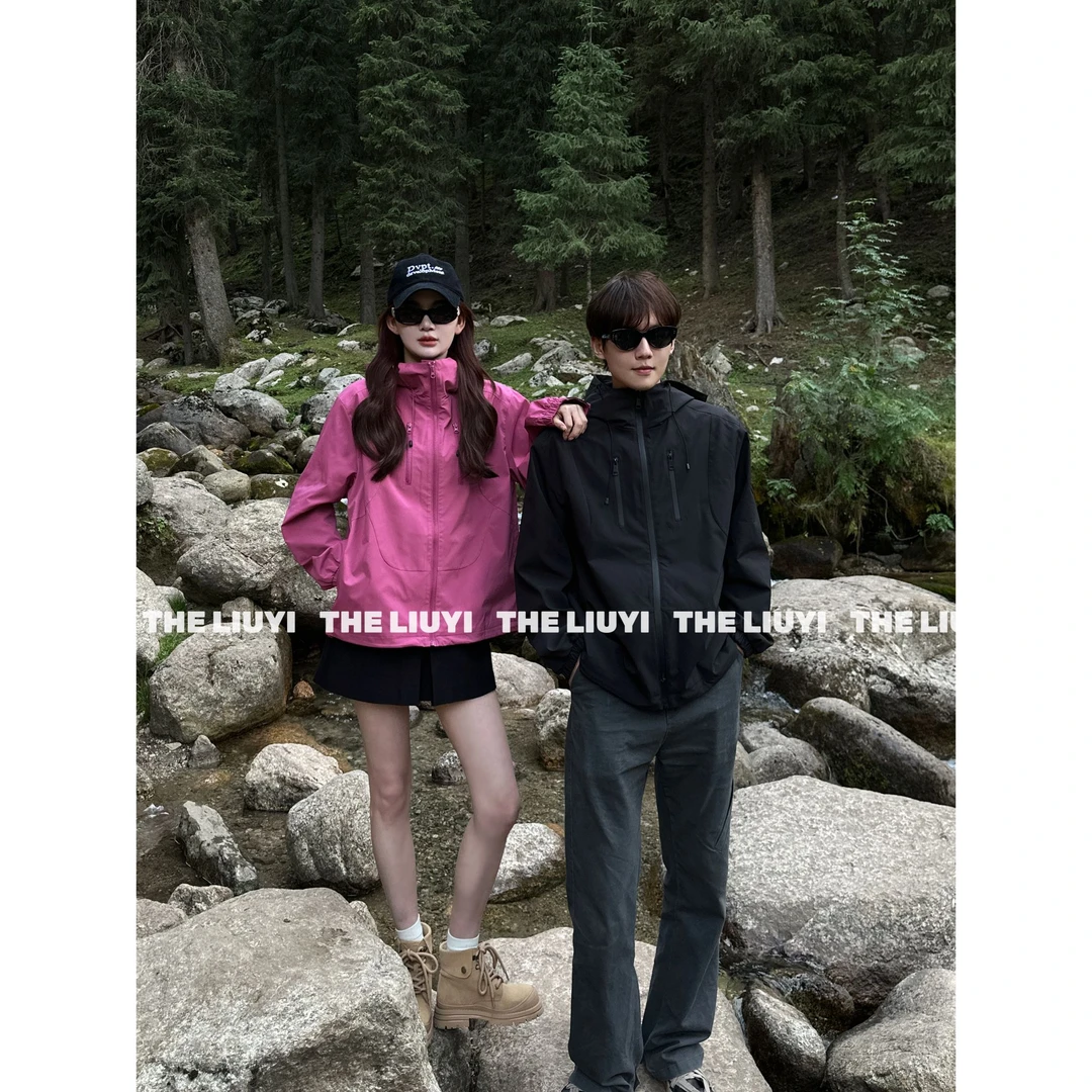 【LIUYI】黑莓冲锋衣~新款男女同款户外三防冲锋衣外套58011
