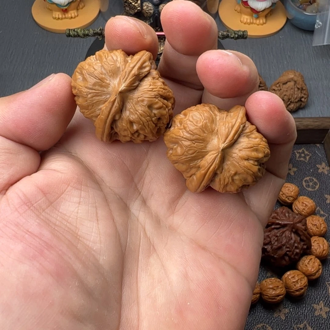 核桃摆件36元宝全品