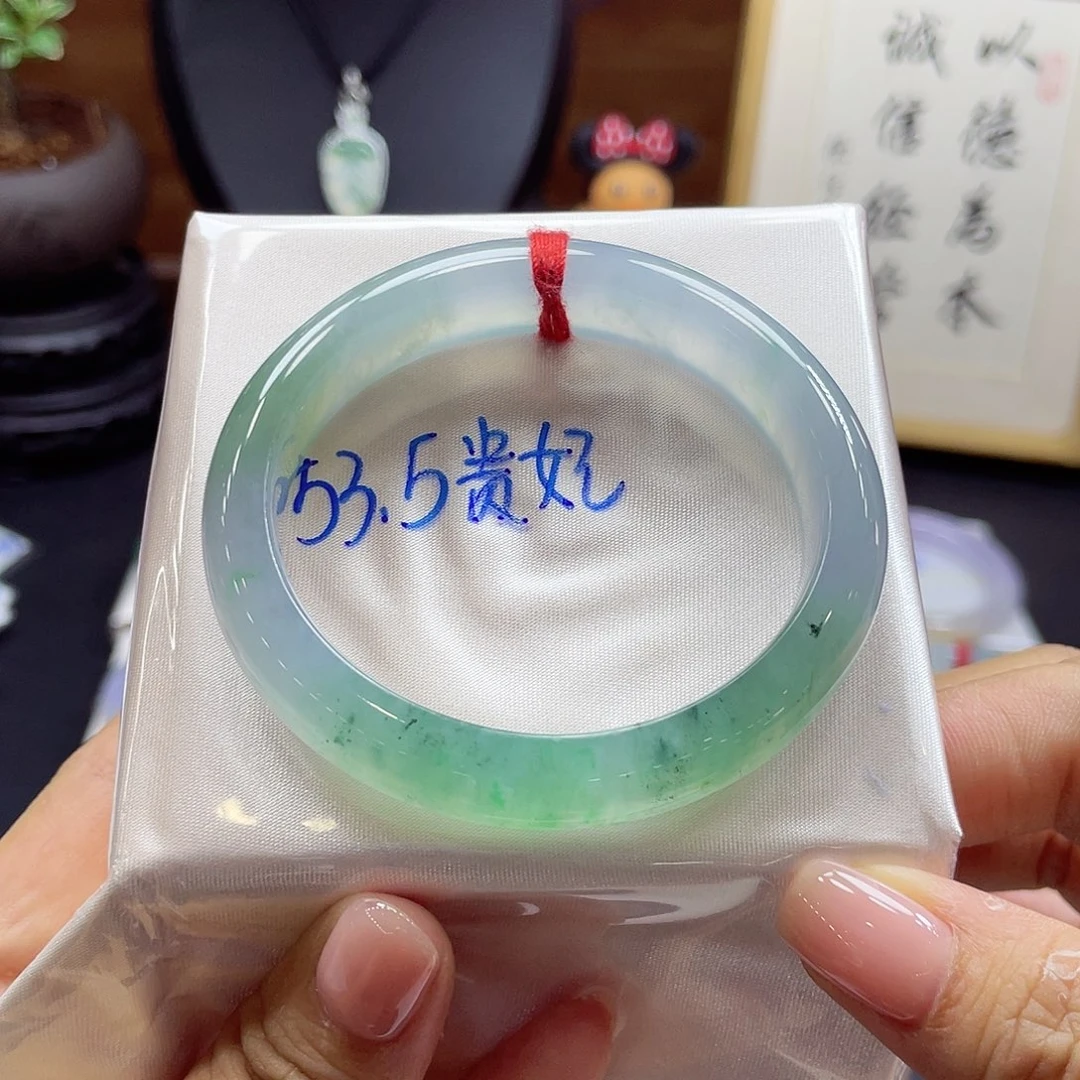未镶嵌手镯翡翠50 号链接