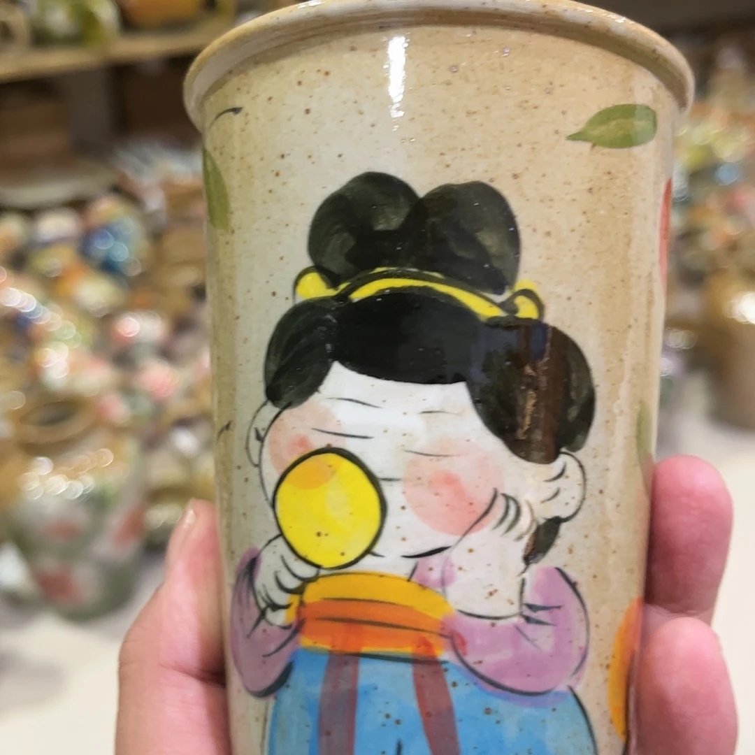 瓷片红红火火过大年