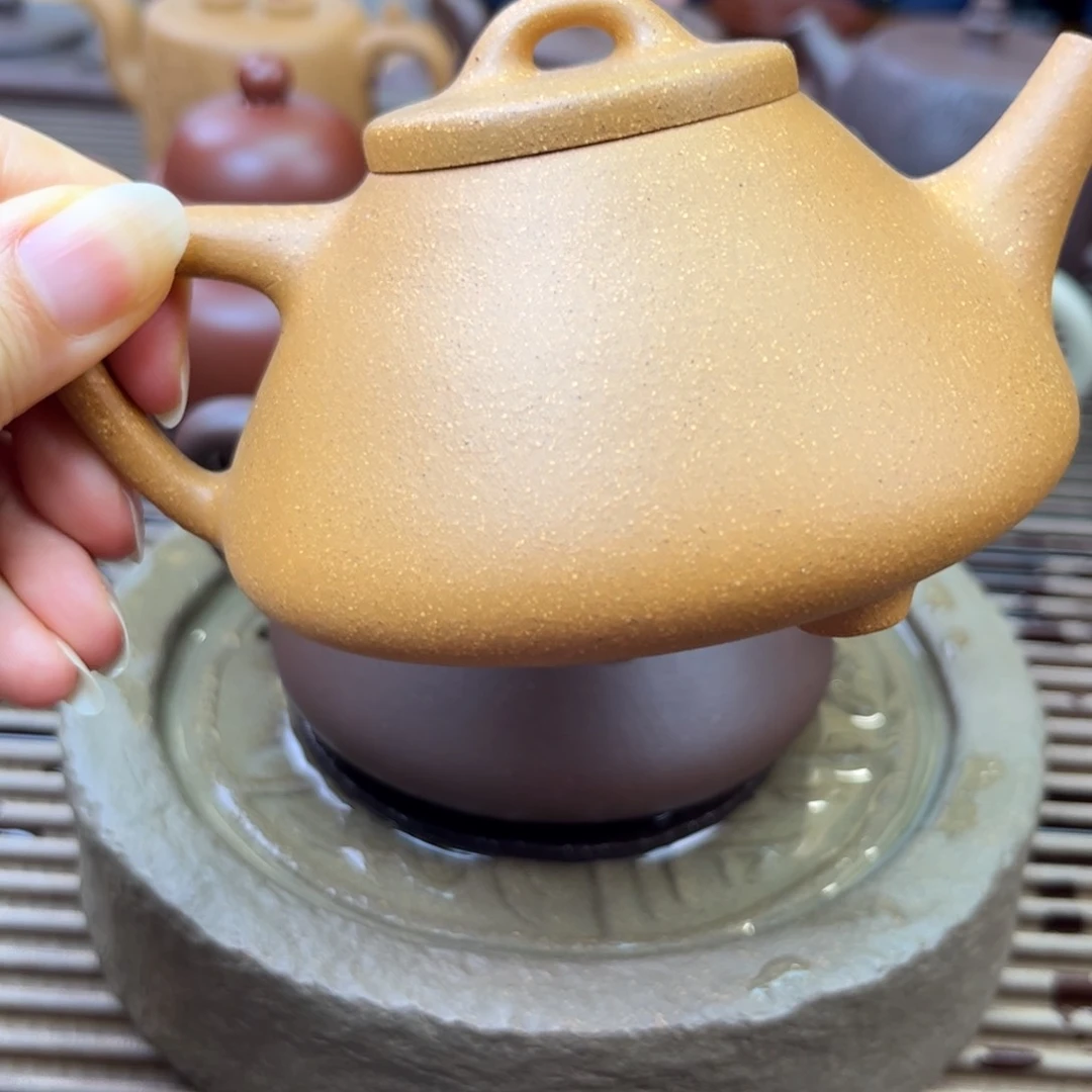 紫砂茶壶本山段 子冶石瓢180c