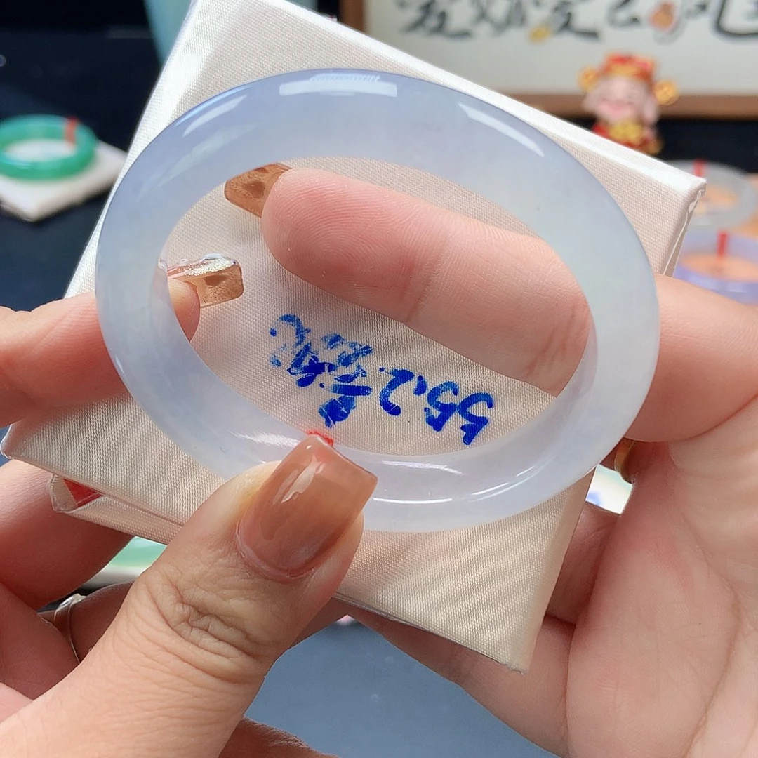 翡翠未镶嵌手镯37号贵妃
