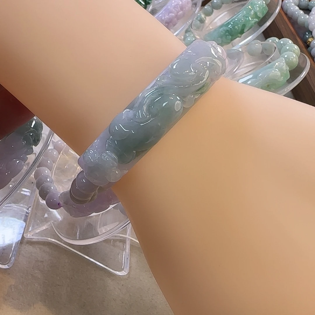 颈饰未镶嵌翡翠手牌