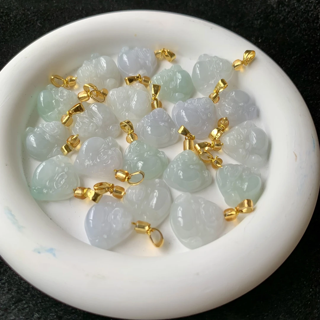 纯天然缅甸A货翡翠冰透宝宝佛