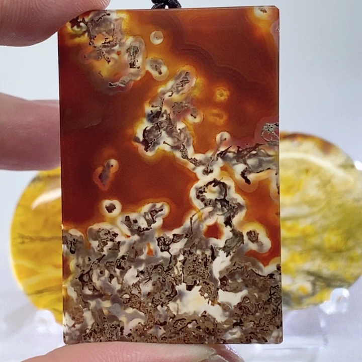 玛瑙/玉髓颈饰未镶嵌
