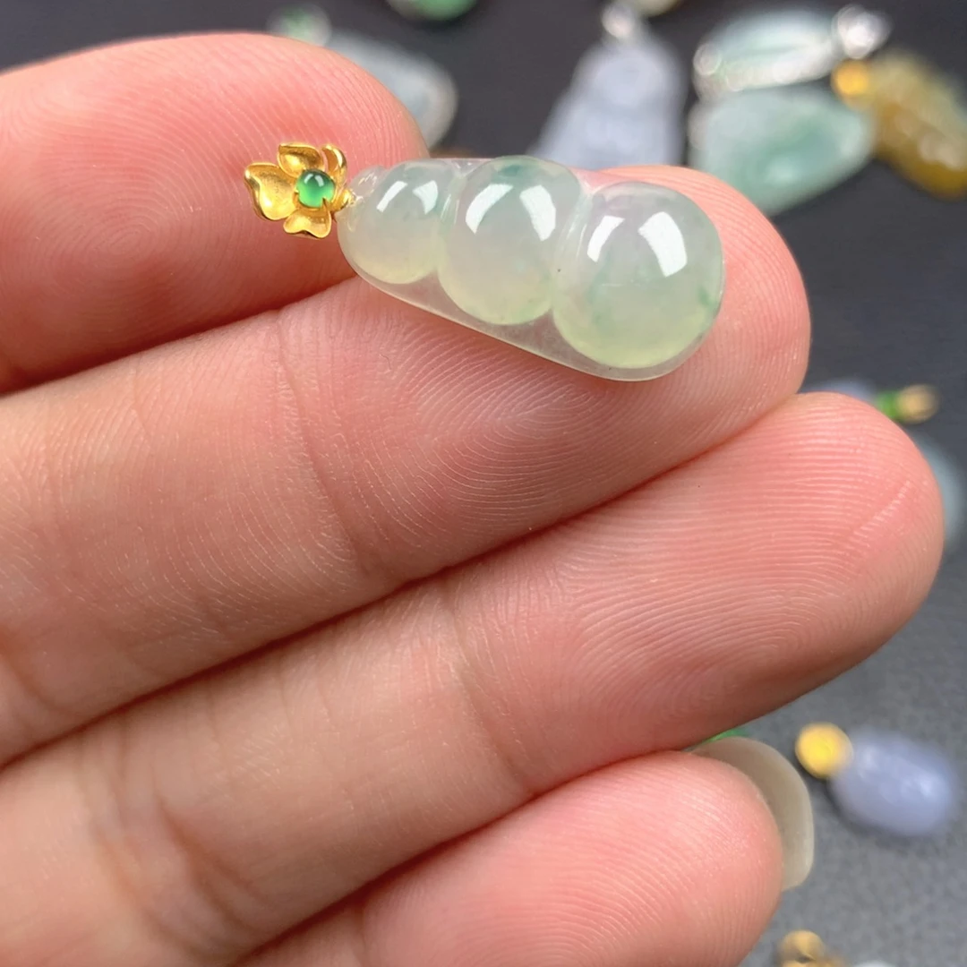 【闪购商品】翡翠18K金镶嵌颈饰