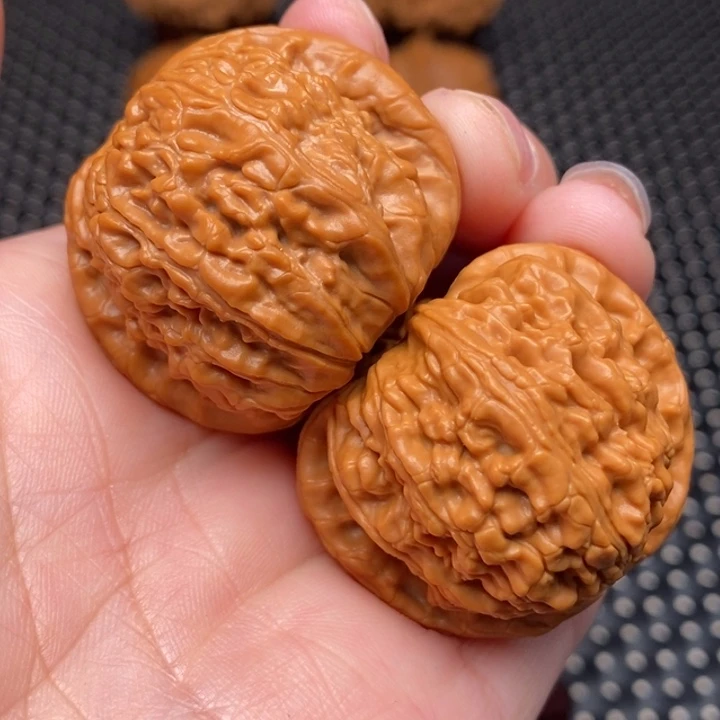 文玩核桃吊坠8球白38