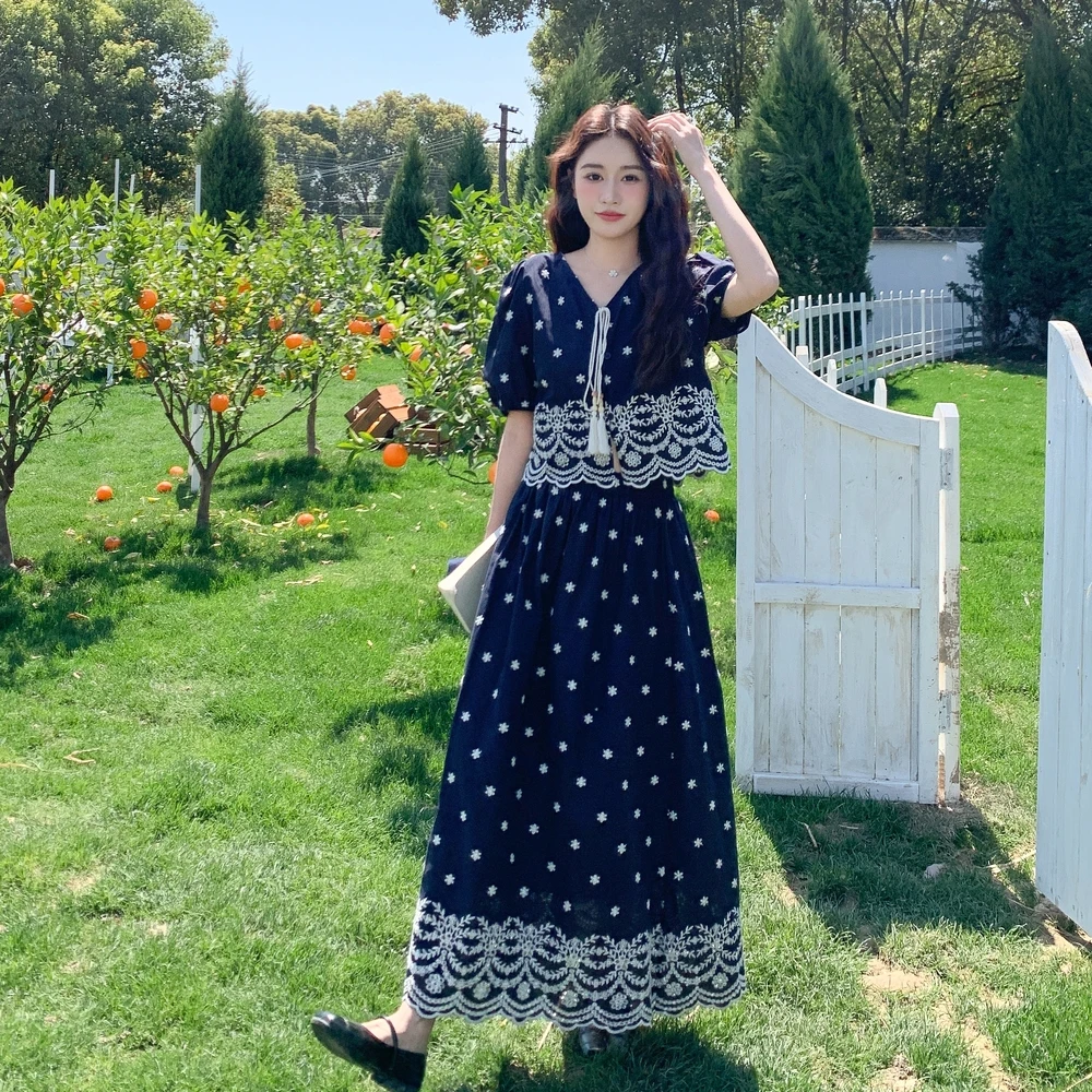 裙子套装2025夏新款高级感绝美漂亮韩系小香风减龄刺绣穿搭一整套