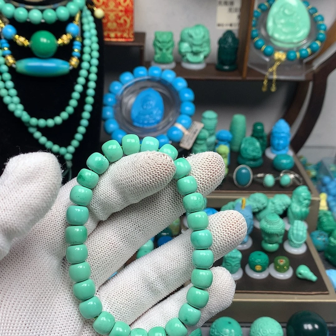 湖北高瓷卡八咪果冻绿老型手串儿