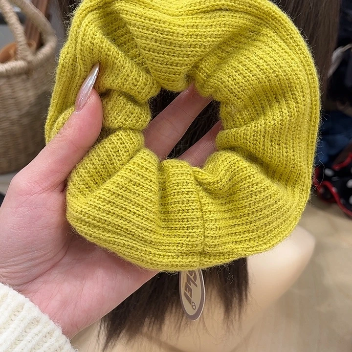 布艺铁合金黄色毛线小肠