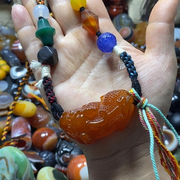 玛瑙/玉髓未镶嵌颈饰