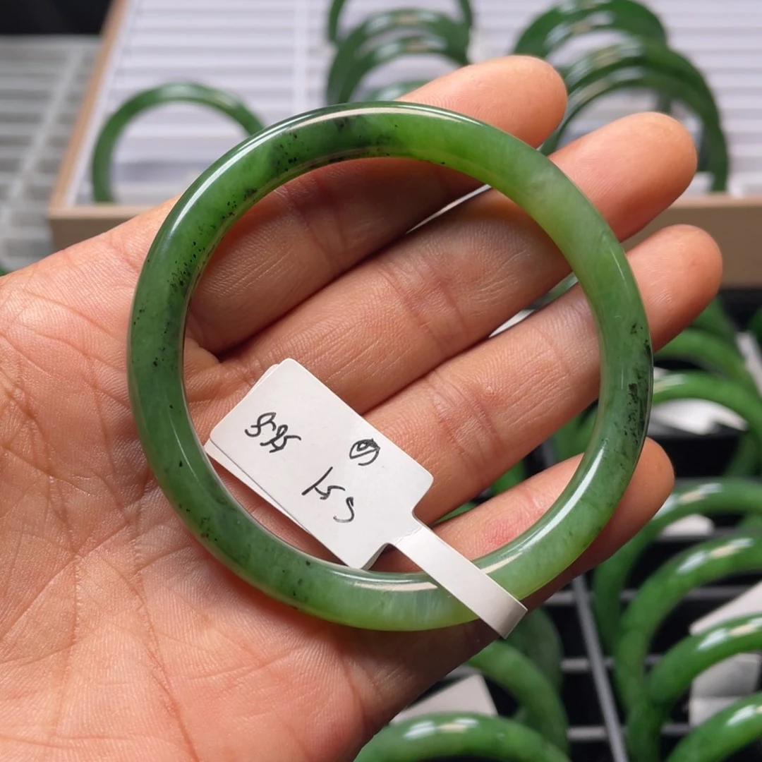 和田玉（碧玉）手镯未镶嵌