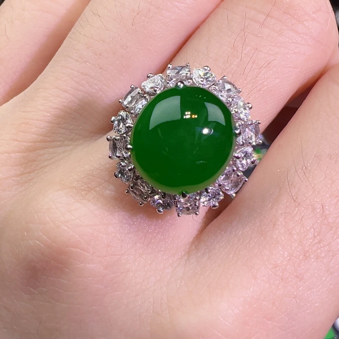 翡翠戒指18K金镶嵌戒指