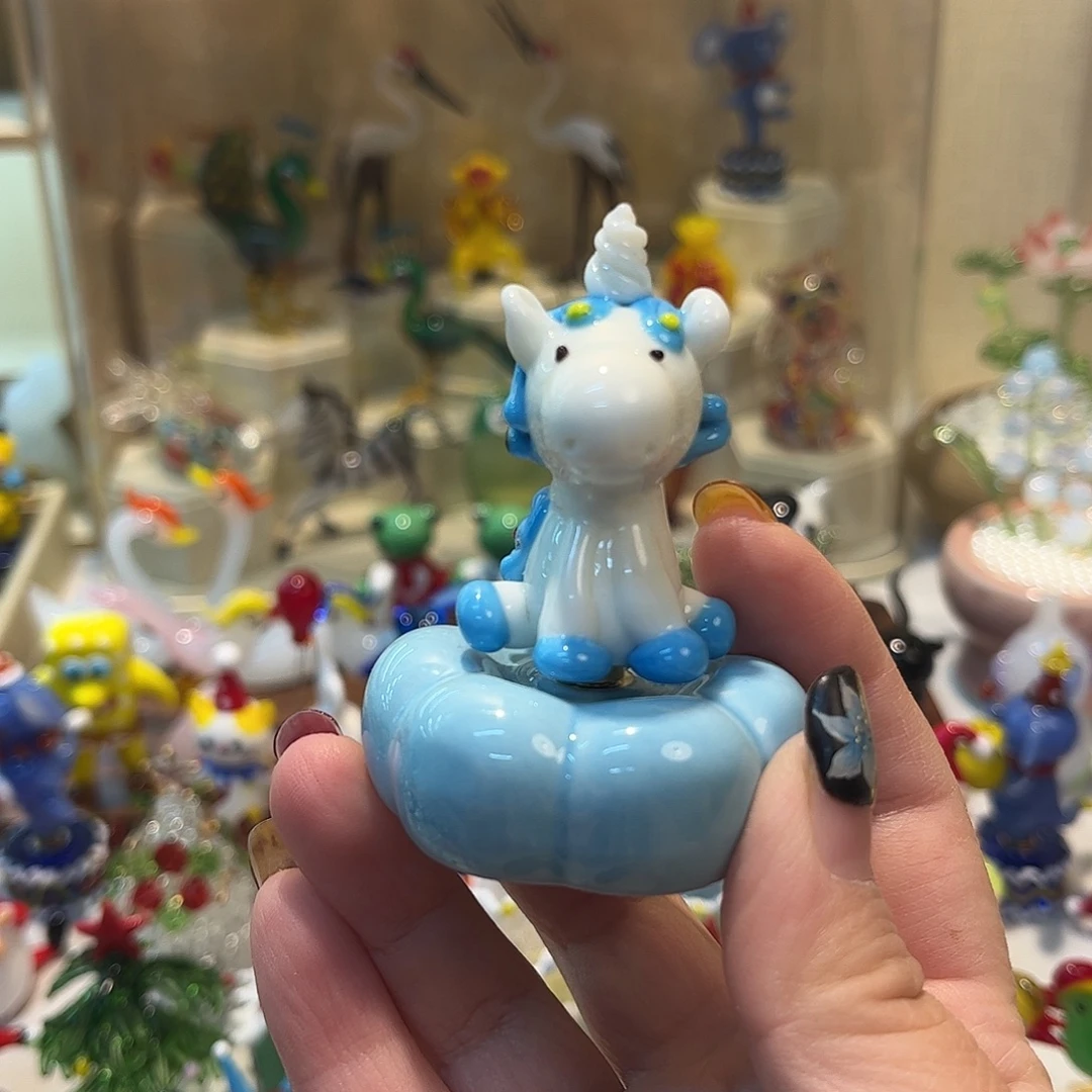 琉璃手工艺品旋转独角兽