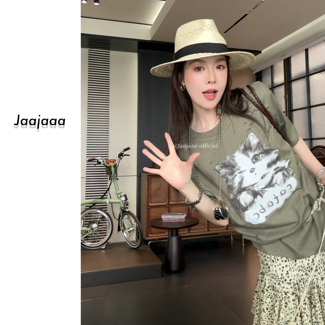 Jaajaaa浮光拾梦  设计感时尚复古猫咪印花破洞短袖T恤/XEHF