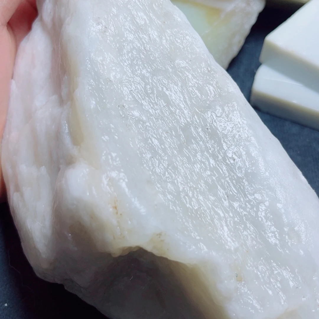 未镶嵌和田玉珠宝奇石