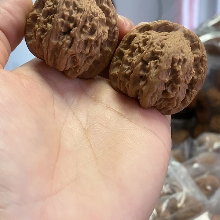 文玩核桃把件42红狮子小众