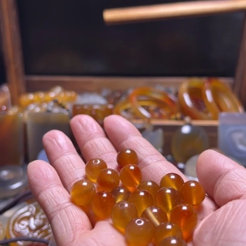 玛瑙/玉髓颈饰合金爱****花001