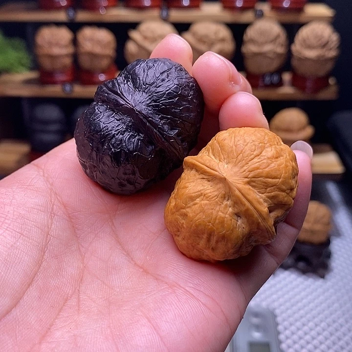 文玩核桃吊坠玉罗汉58