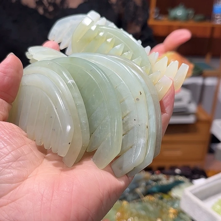 未镶嵌岫玉毛衣链