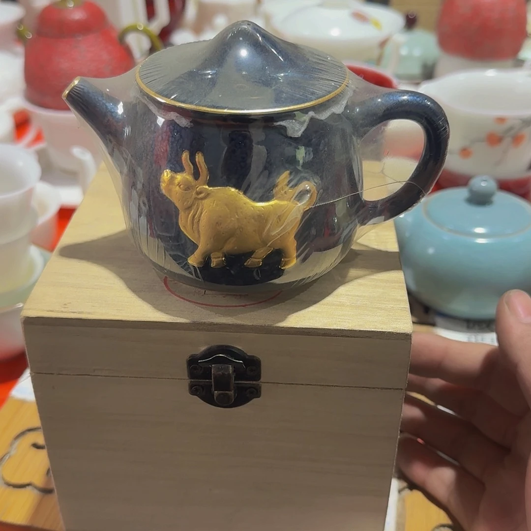 瓷片骑****班瑕疵茶具，介意勿拍