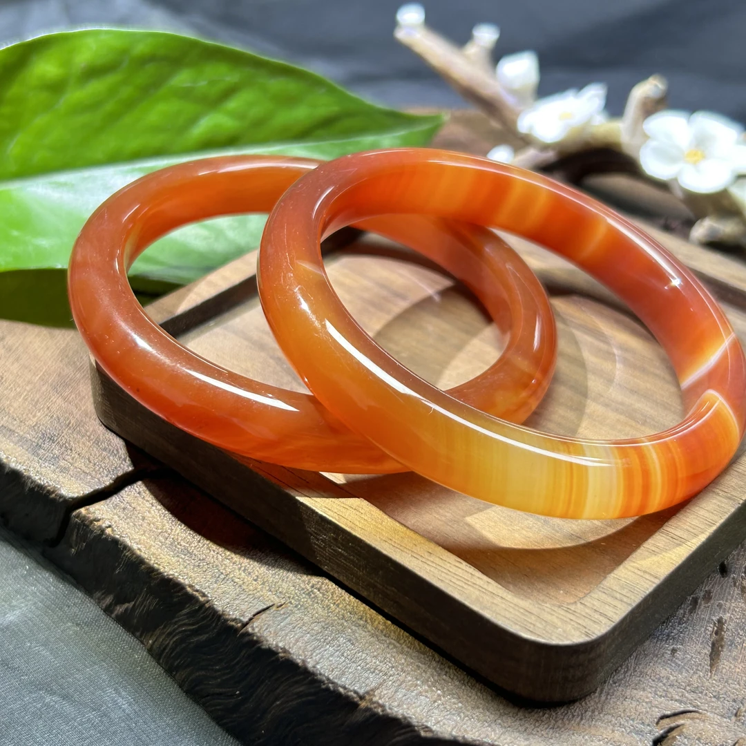 天然玛瑙红手镯多样性发其一1010213