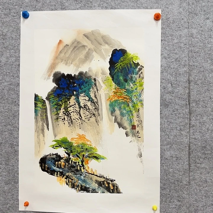 国画花鸟的翅膀和羽毛的