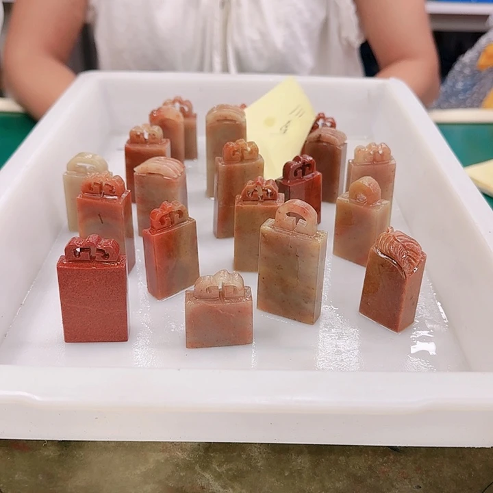 白***黑青田石000000000000000